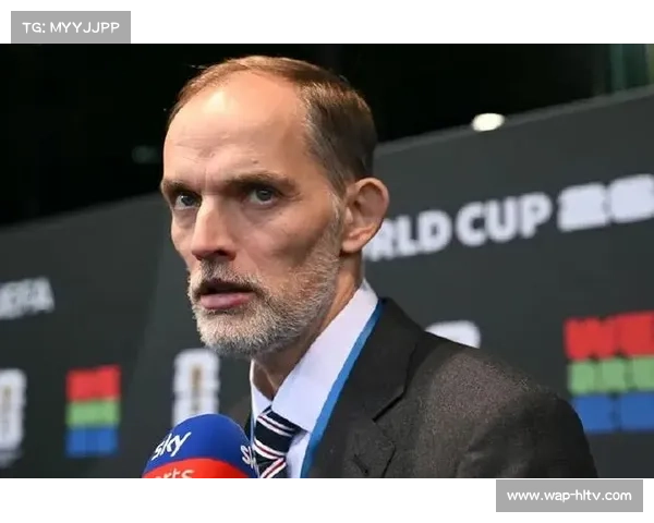 英格兰球迷高声嘲讽图赫尔用歌声回应质疑展现无畏激情